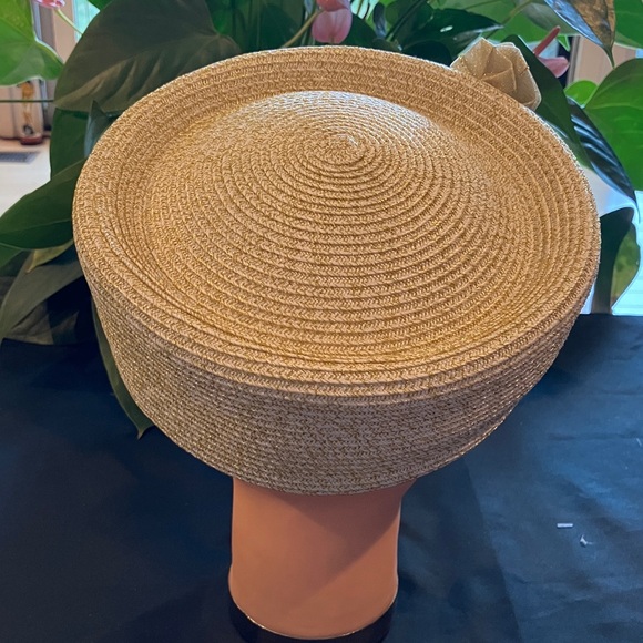 Elegant Cream Metallic Gold Hat with Cream Golden Floral Accents - Picture 5 of 5